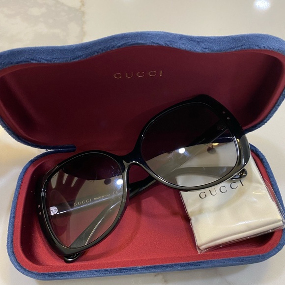 Gucci Accessories - Gucci Sunglasses